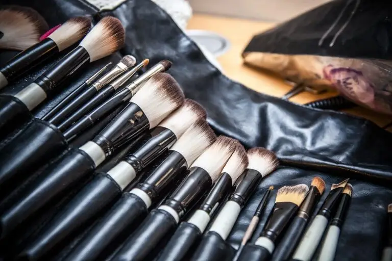 makeup brushes