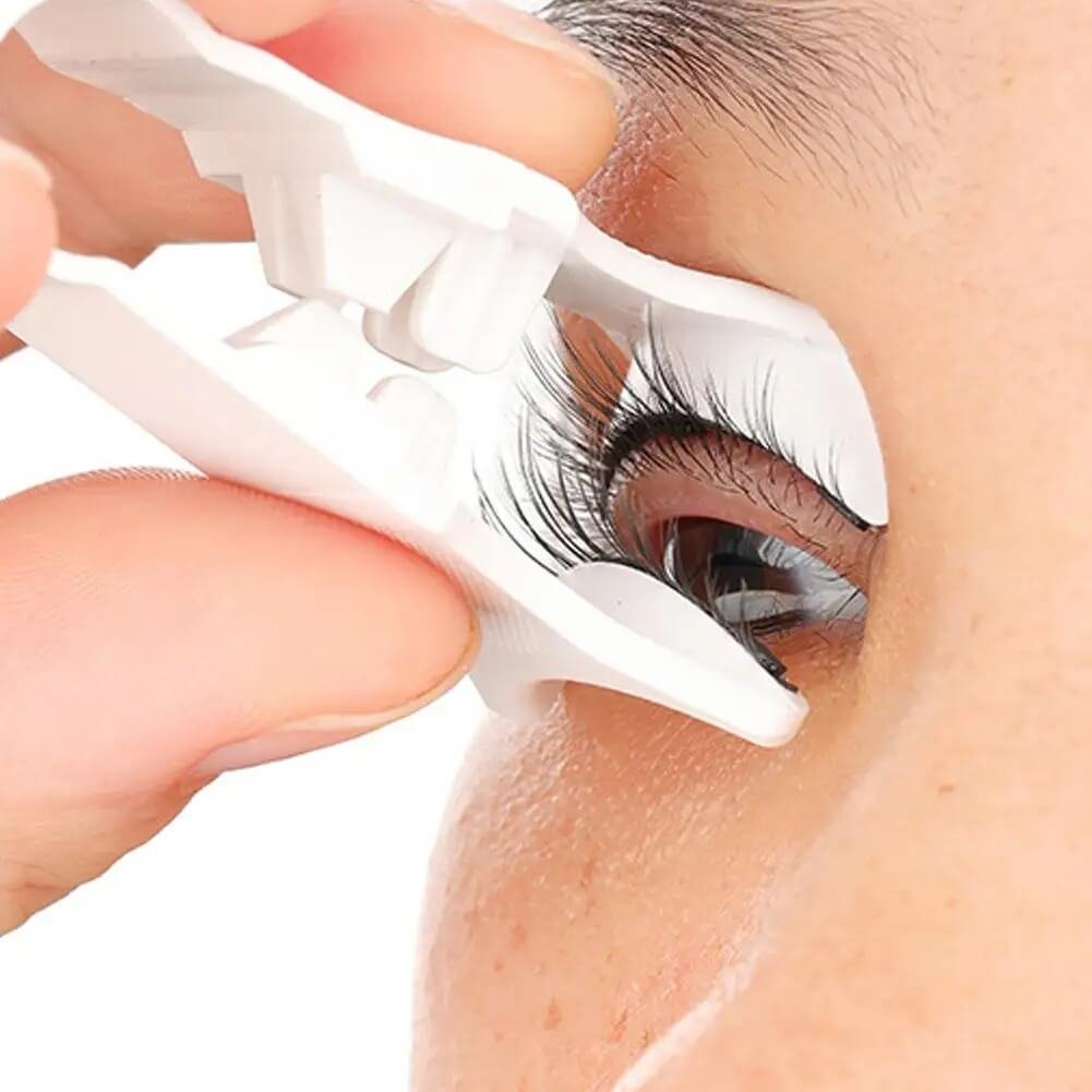 magnetic eyelashes - effortless application